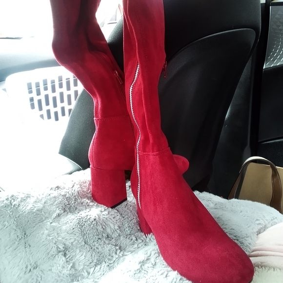 Boots - Picture 2 of 2